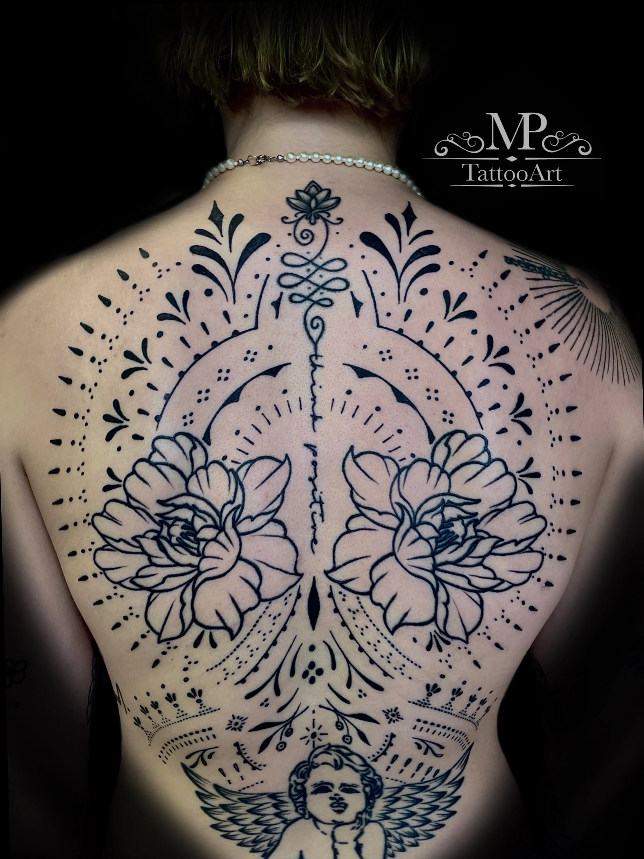 MaxPain TattooArt — Tattoostudio — Bisingen — Mittlere Tattoos