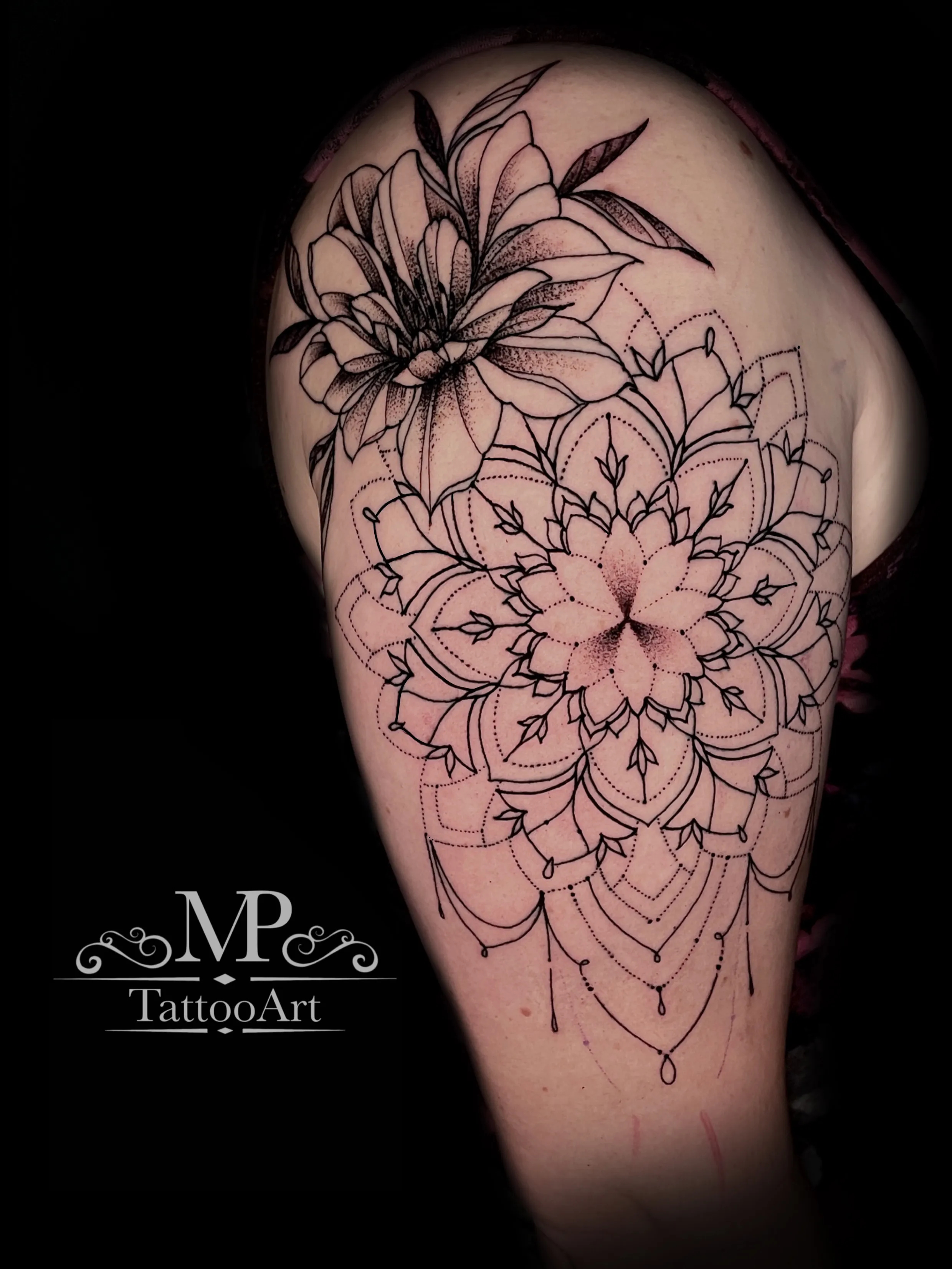 MaxPain TattooArt — Tattoostudio — Bisingen — Mittlere Tattoos