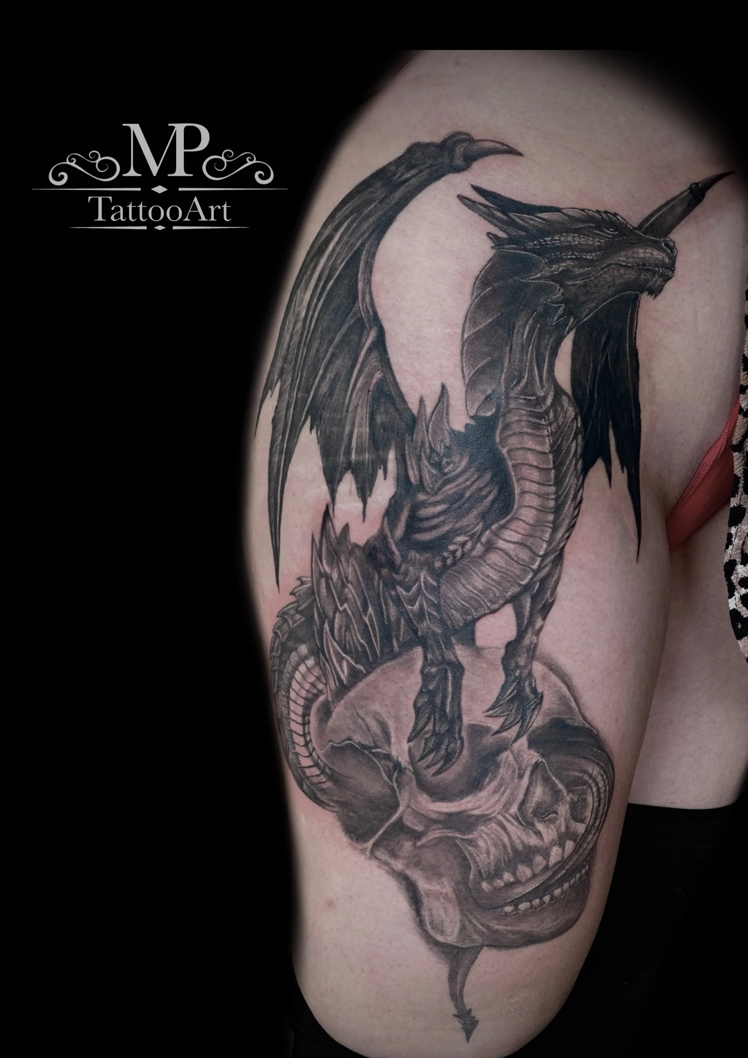 MaxPain TattooArt — Tattoostudio — Bisingen — Mittlere Tattoos